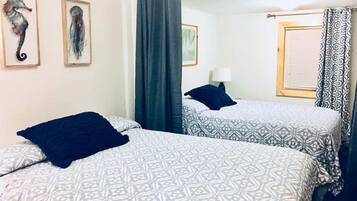 Deluxe Studio Suite, Mountain View | Free WiFi