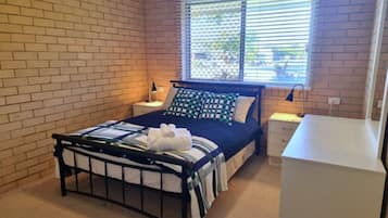 3 bedrooms, WiFi, bed sheets