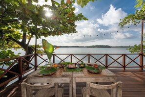 Outdoor dining - Mo River House Luxury Villa - Hikkaduwa (Hikkaduwa)