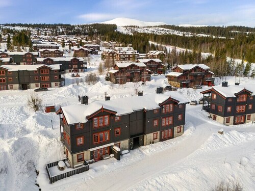 Ski-in/Ski-out apartment with Sauna in Trysil REF:TH720