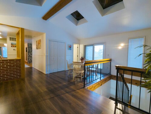 Hidden Oasis|Big House w/Pool 1mi to Downtown ES