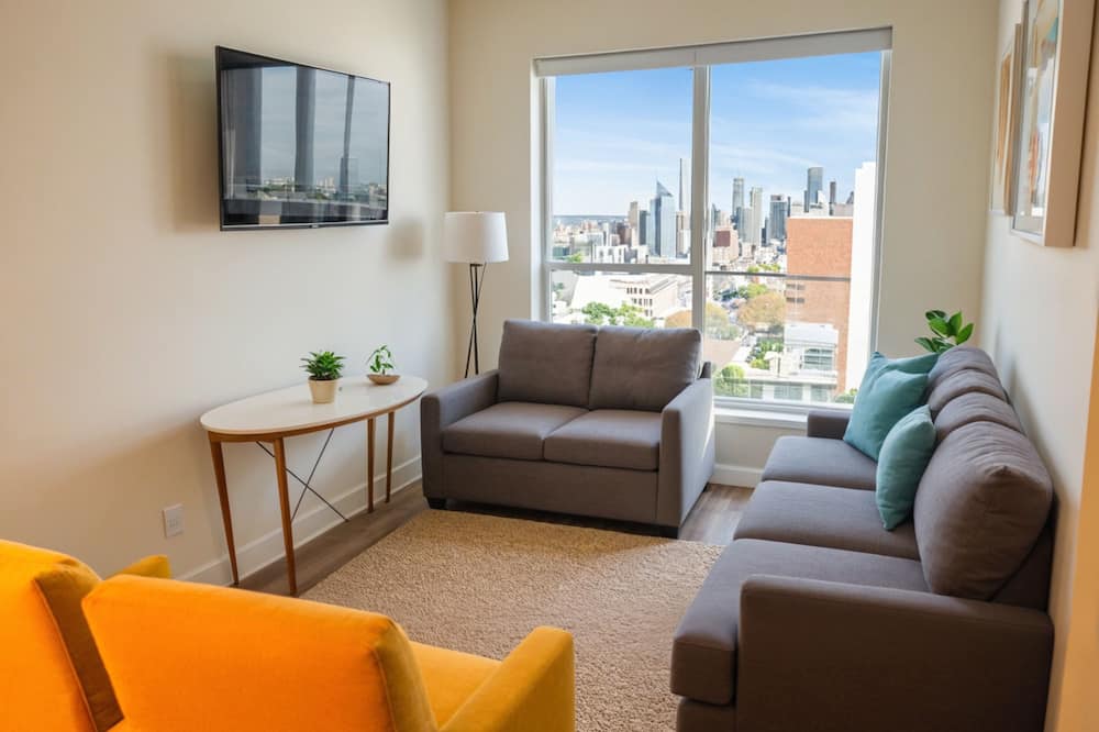 Urban Chic Apart-Hotels in Central LA
