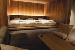 Comfort Suite | 1 bedroom, free WiFi, bed sheets, wheelchair access