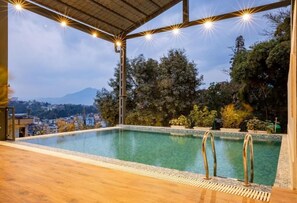Piscina all'aperto