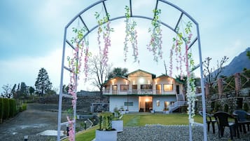 Luxury Villa