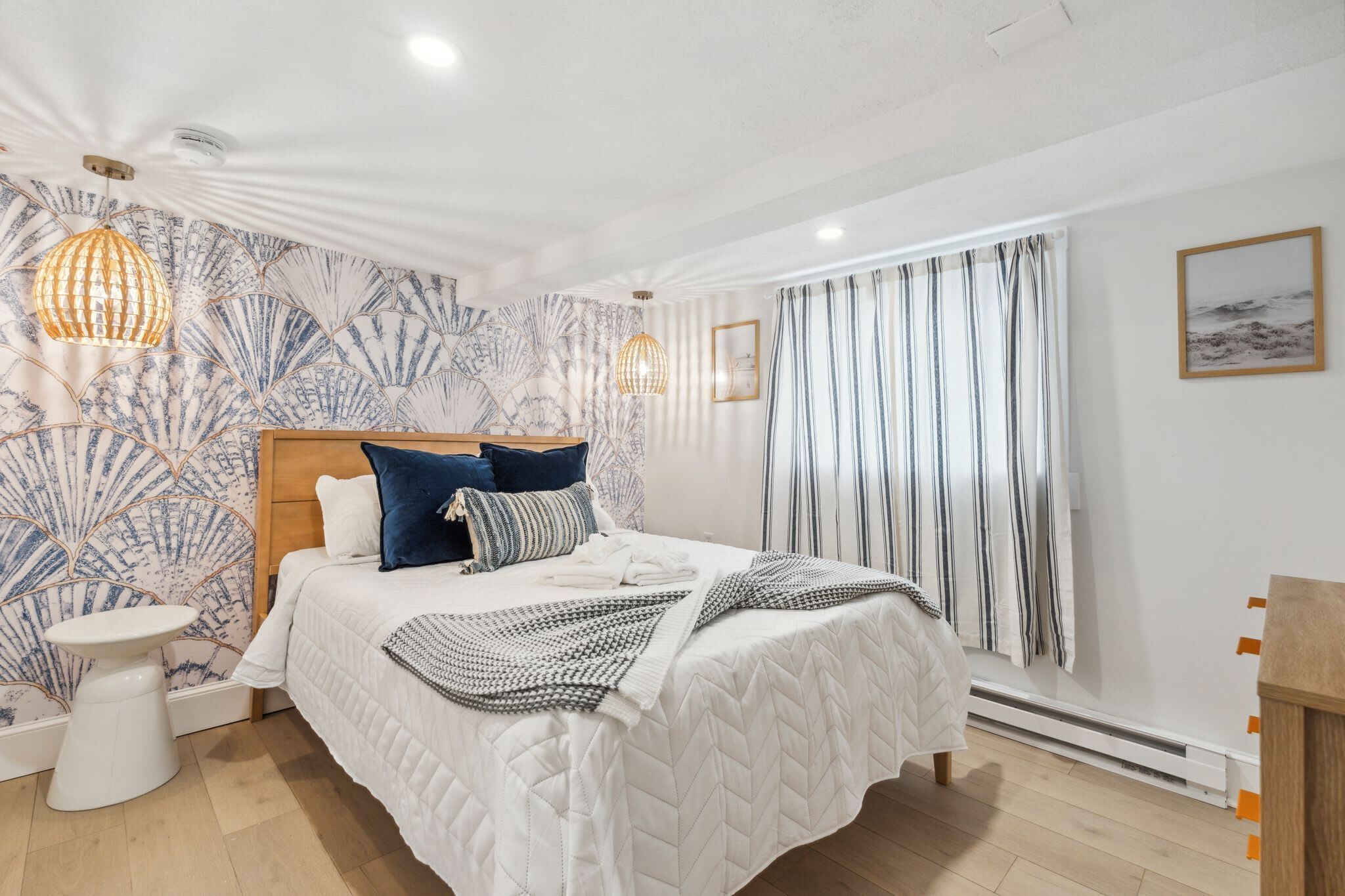 2 chambres, fer et planche à repasser, Wi-Fi, draps fournis