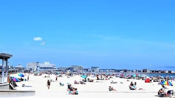 Una playa cerca