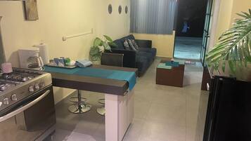 Microwave, oven, coffee/tea maker, cookware/dishes/utensils