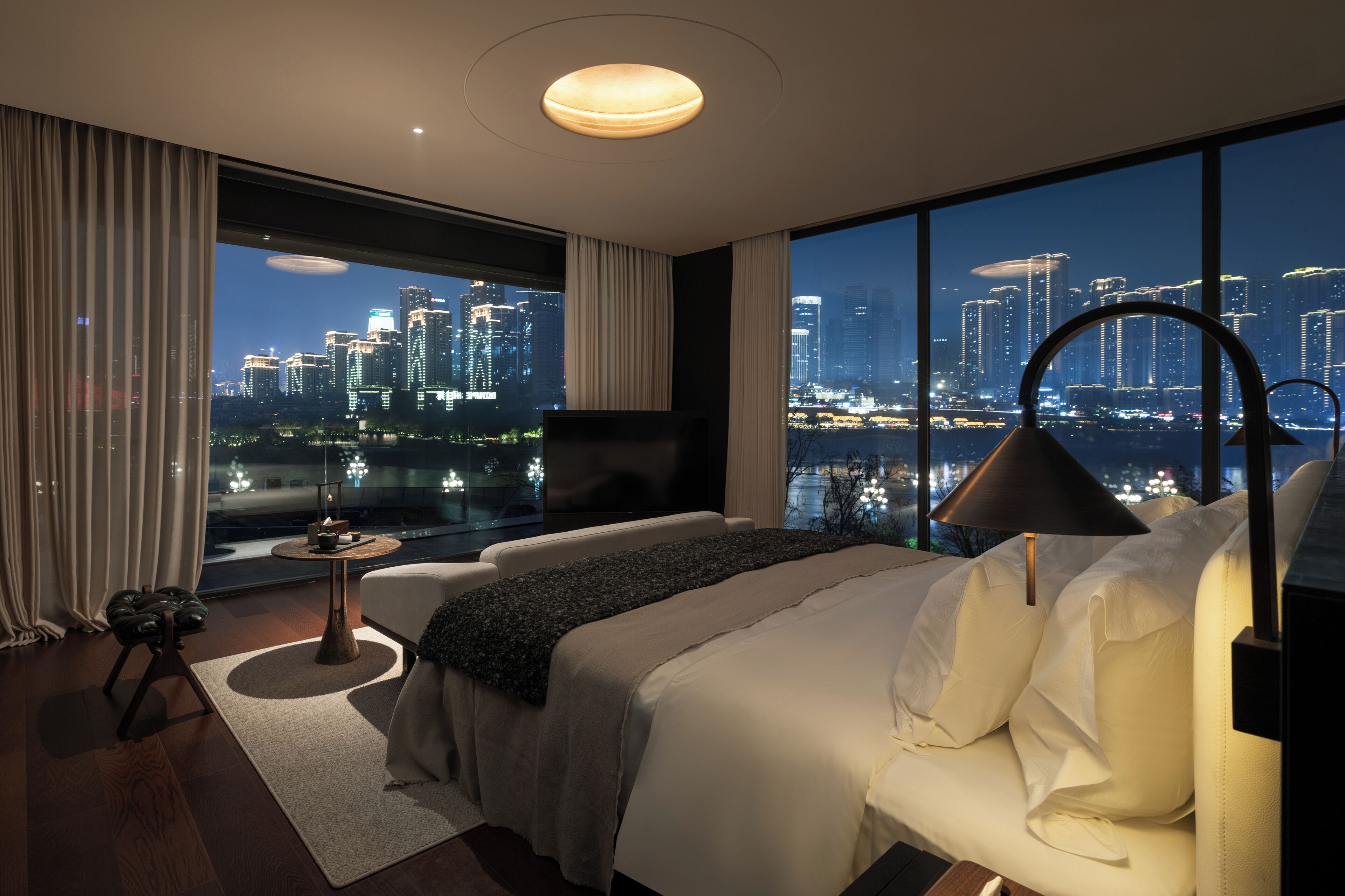 Suíte superluxo, varanda, vista para o rio | 1 quarto, quartos à prova de som, Wi-Fi de cortesia