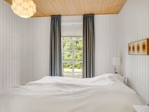 4 bedrooms, WiFi