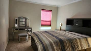 2 chambres, fer et planche à repasser, Wi-Fi gratuit, draps fournis