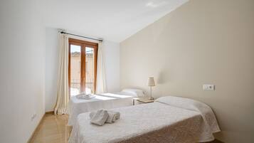 3 slaapkamers, gratis wifi, beddengoed