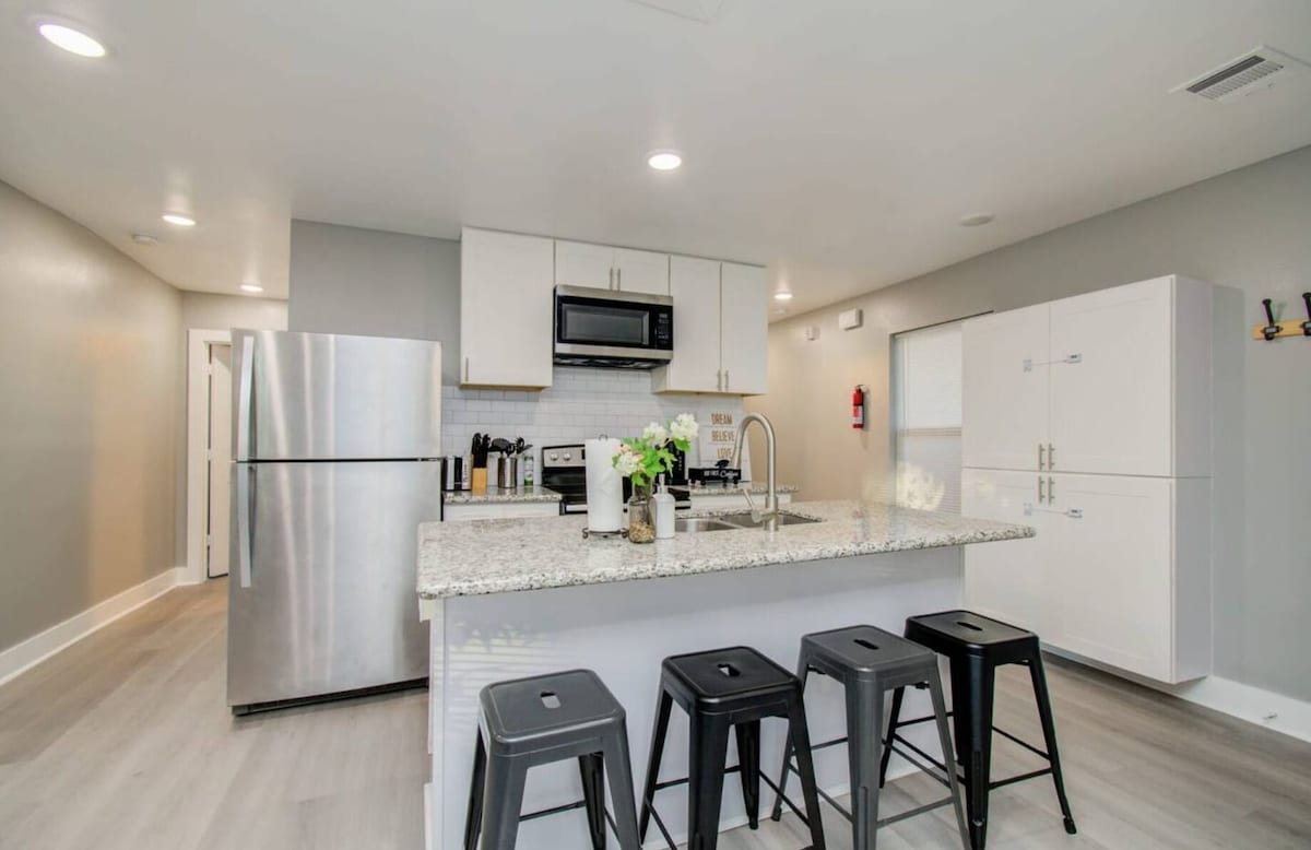 Photo 9 of Charming 2-bedroom house in welcoming Houston with AC, WiFi