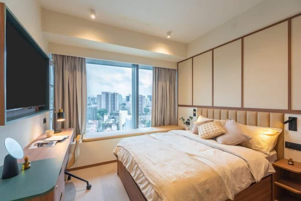 手提電腦工作空間、免費 Wi-Fi、床單