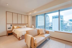 Junior Suite | Living area