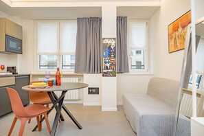 Dining - GuestHost - Cosy Studio Milan- Buenos Aires & Loreto (Milano)