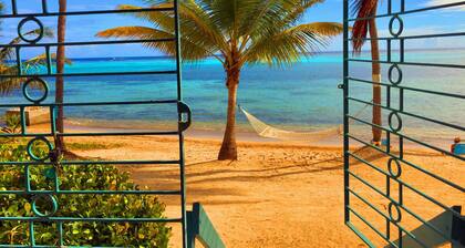 Beachy Keen - 5 bed / 4 bath - Beachfront Condo & Pool