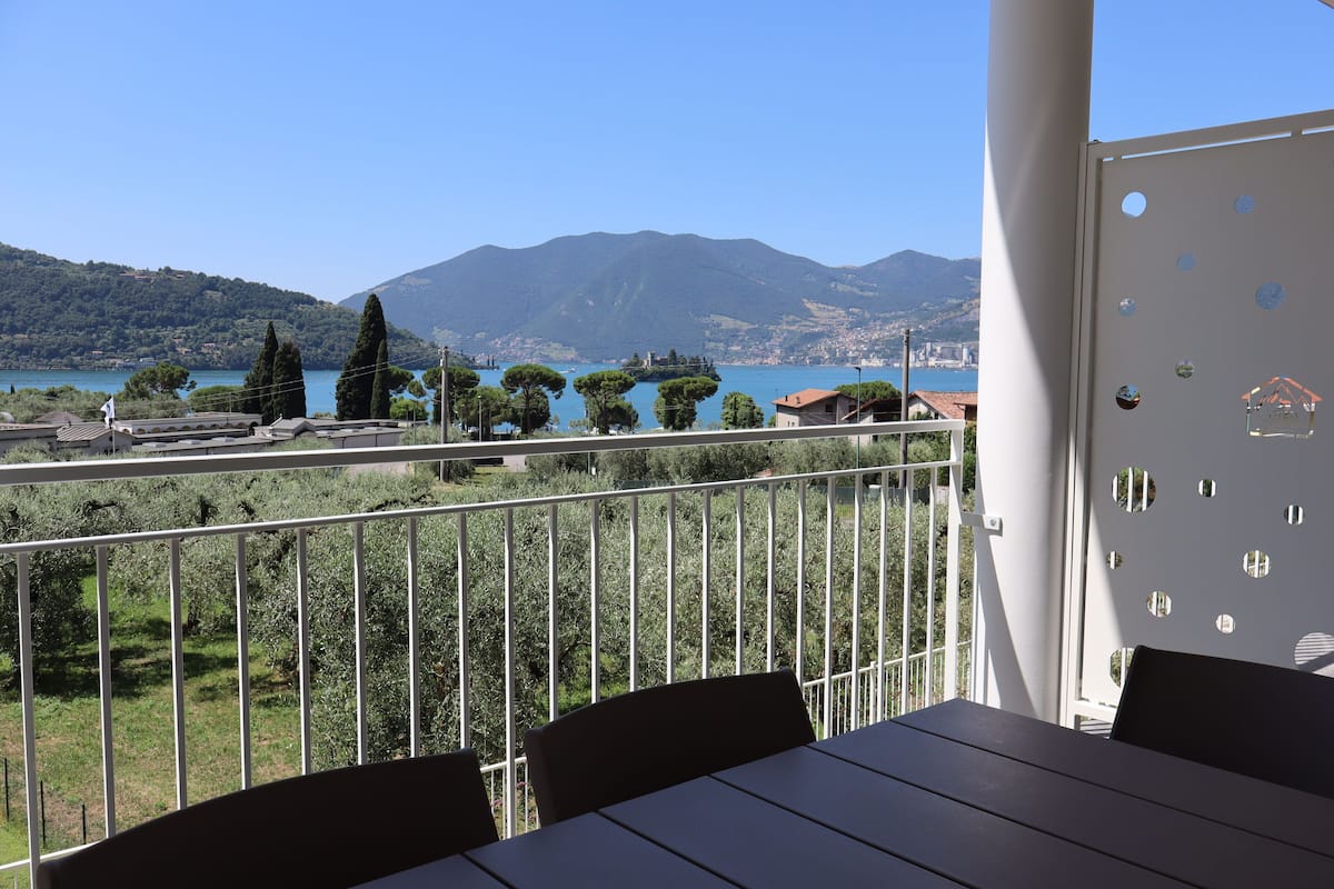 Deluxe Studio | Balcony