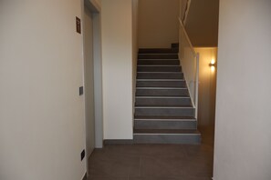 Reception - Family Bike Residence (Marone)