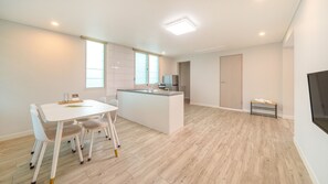 Chambre, 1 chambre (B202(Private Pool / Private BBQ)) | 1 chambre, Wi-Fi gratuit