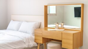 Basic Room, 2 Bedrooms (B401,402(  Private BBQ)) - Gyeongju Gampo Laviangrose Pool Villa (Gyeongju)