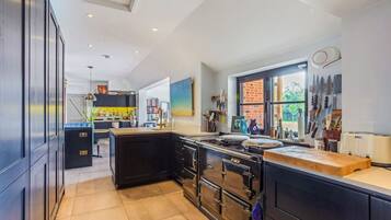 Nhà | 6 phòng ngủ