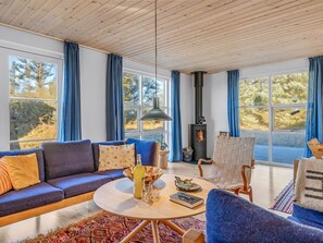 TV, fireplace - "Kaapo" - 300m from the sea by Interhome (Løkken)