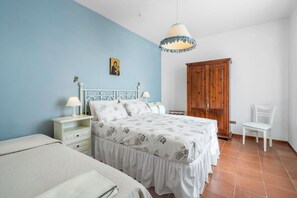 2 chambres, lit de bébé portatif, accès au Wi-Fi (inclus)