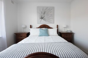 2 soverom, strykejern/-brett, wi-fi og sengetøy