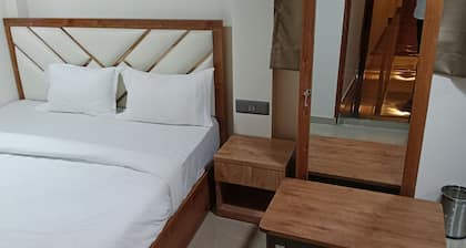 Hotel Akshay