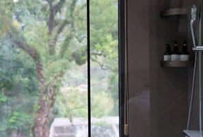 Elite Room | Bathroom