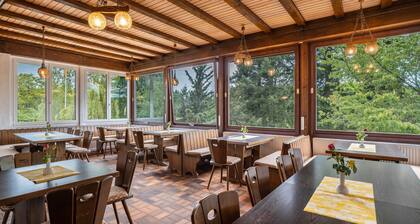 Naturerlebnishaus Gaistal mit Blick in die Natur