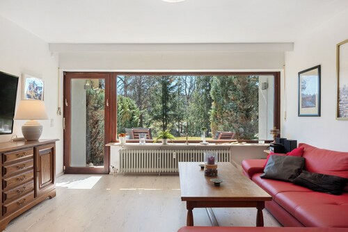 Appartement 'Ferienwohnung Victoria' avec terrasse privée, jardin privé et Wi-Fi