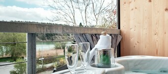 Chalet 'Luxus  Mit Whirlpool Nr 7' with Sea View, Wi-Fi and Air Conditioning