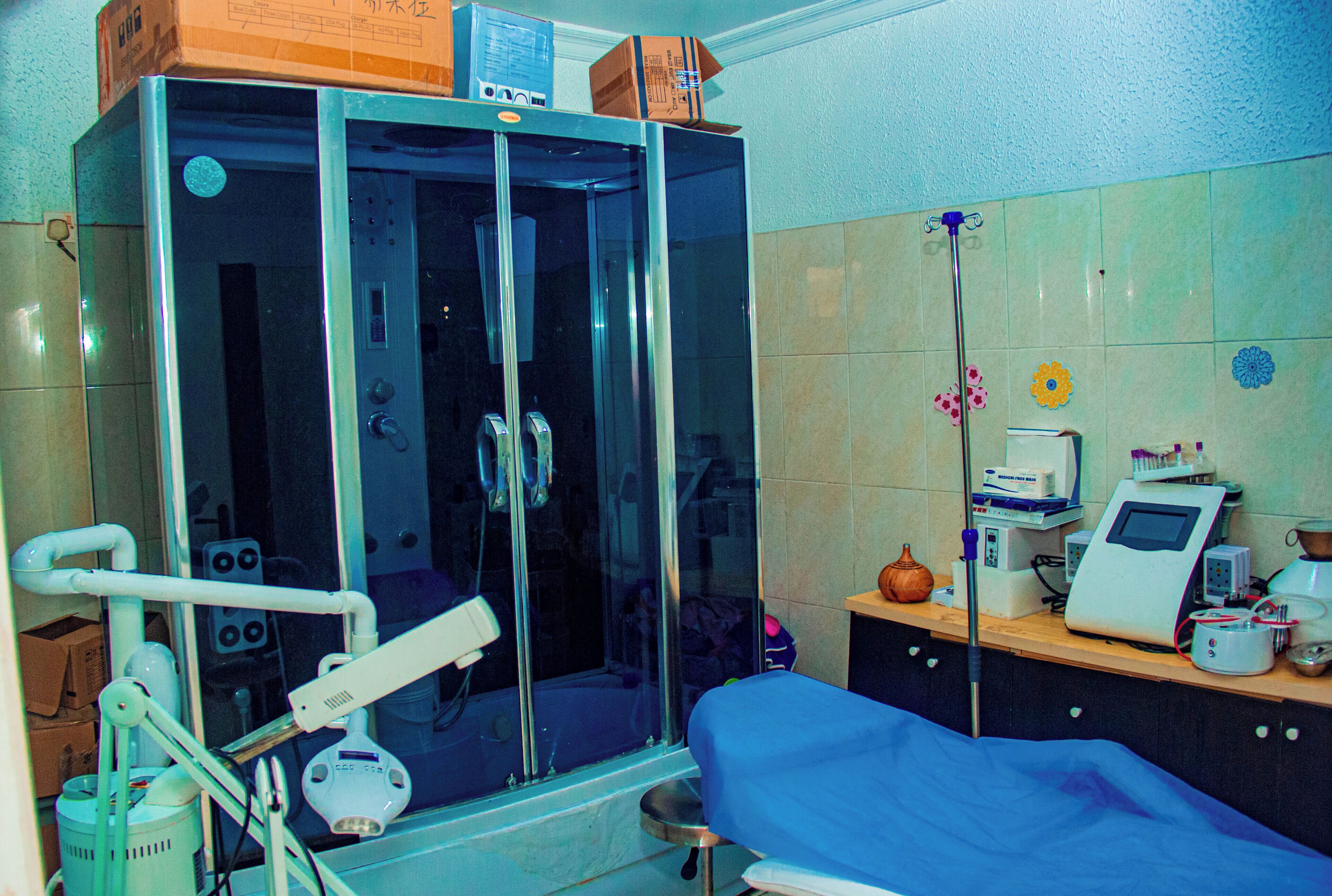 Turkish bath/hammam, body treatments, hydrotherapy, aromatherapy