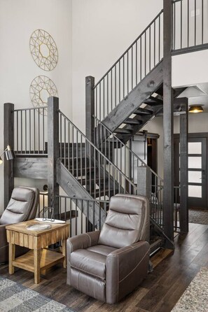 Interior - Modern Mountain Retreat (Sturgis)