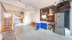 Quarto básico, 1 quarto (103(ocean view, private BBQ)) | 1 quarto, Wi-Fi de cortesia