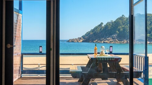 Goseong Cnblue Oceanview Pension