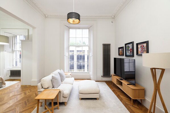 Studio | Living area | 50-inch Smart TV with digital channels