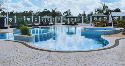 Amazing bed&breakfast with WiFi in charming Tatu city Unity Homes