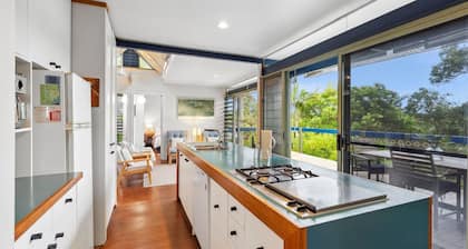 Valla Beach Shack - A charming three-bedroom beach house
