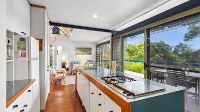 Valla Beach Shack - A charming three-bedroom beach house
