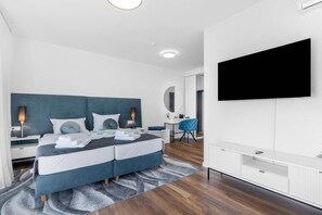 10 bedrooms, free WiFi