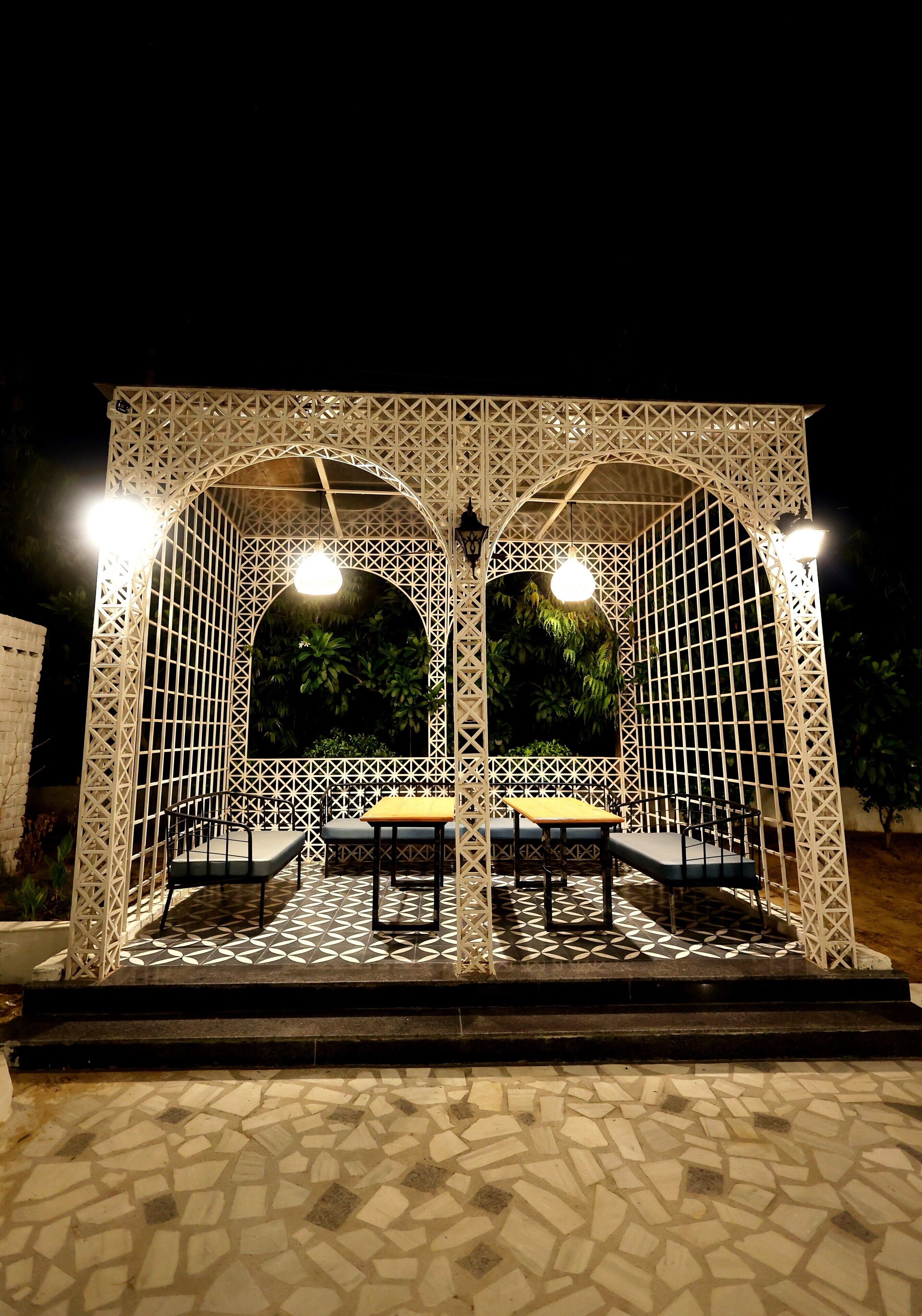 مطعم