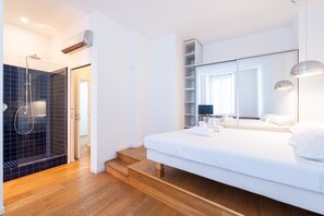 1 dormitori, planxa i posts de planxar, wifi i roba de llit 