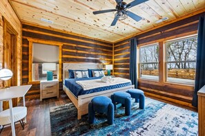 8 bedrooms, iron/ironing board, travel cot, free WiFi - Best Area Views-Games/HotTub/Private Pool/PuttPutt (Sevierville)