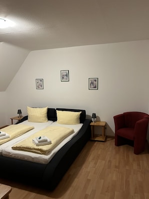 Family Suite, Private Bathroom - Landgasthof zum Kaffelstein (Kreuzwertheim)