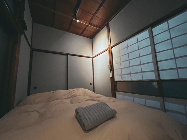 3 室のベッドルーム、WiFi、ベッドシーツ