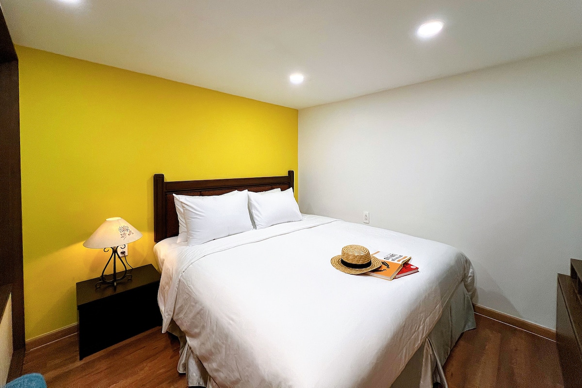 Standard Double Room | Minibar, desk, laptop workspace, soundproofing