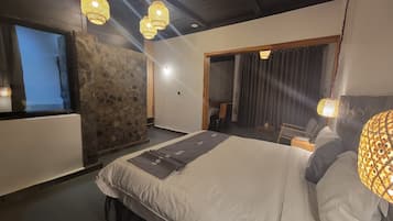 Minibar, desk, laptop workspace, free cots/infant beds